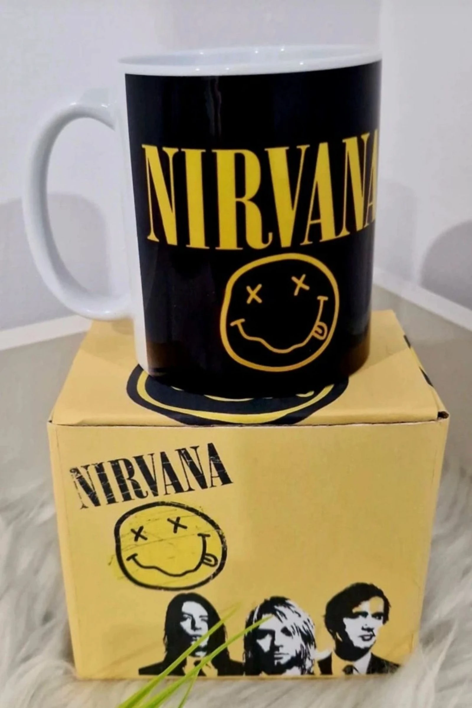 Caneca Nirvana